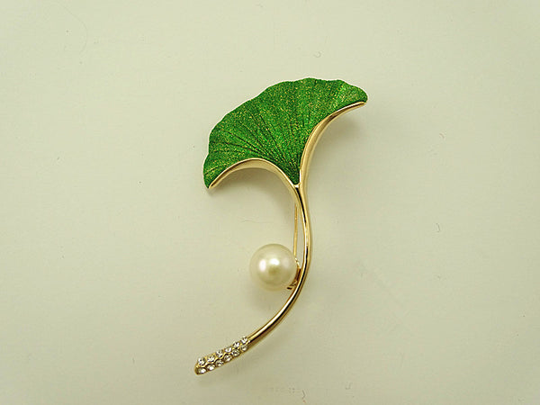 Kiwicraft Ginko Leaf and Pearl Brooch with Box