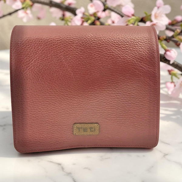 Woman's Genuine Leather Square Flap Crossbody Bag - Red