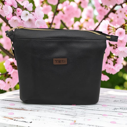 Woman's Genuine Leather Medium Crossbody Bag - Black