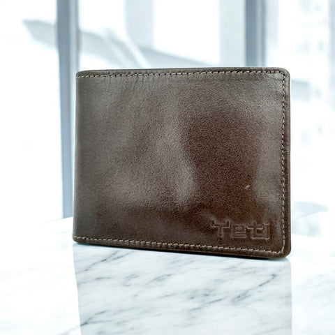 Men's Genuine Leather Bi Fold Wallet with ID Card and Coin Pocket - Brown